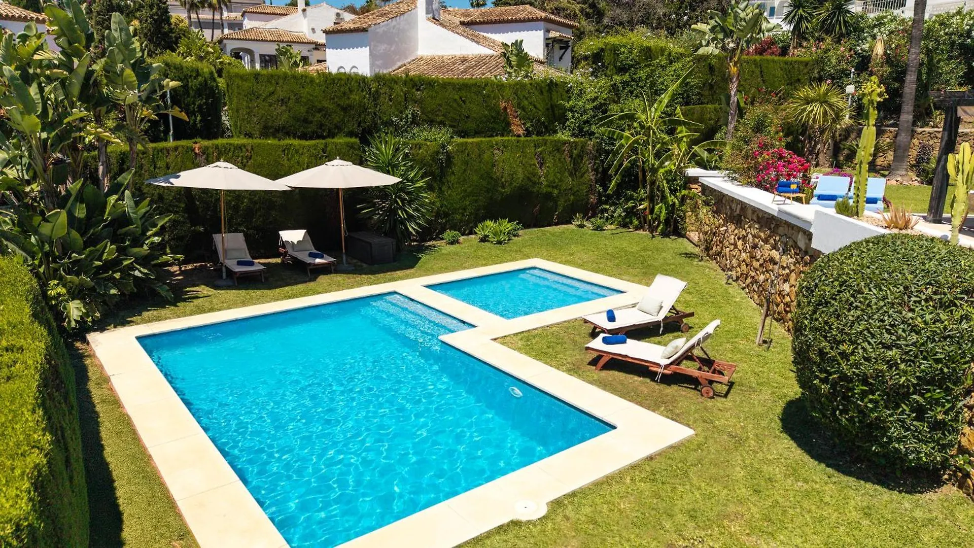 Vacation Marbella I Villa Birkin, Heated Pool, Andalusian Style, Gym, Cine, Golf Valley, 6 Min Puerto Banus